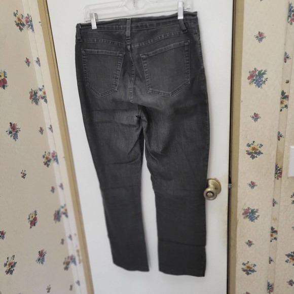 NYDJ Not Your Daughter's Jeans‎ Women's Size 10 Black Jeans - Picture 3 of 4